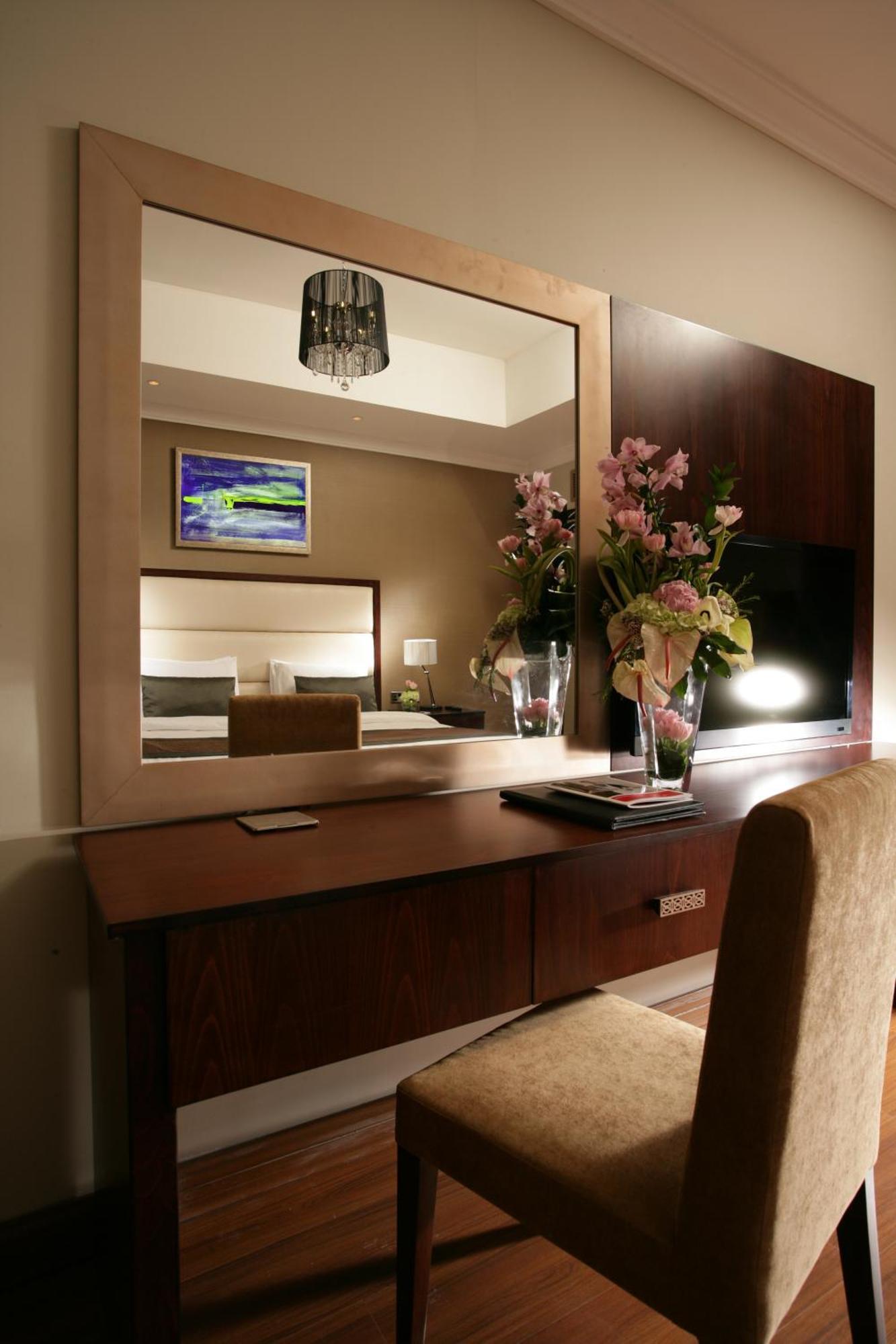 Ramada Hotel&Suites by Wyndham Ajman Bagian luar foto