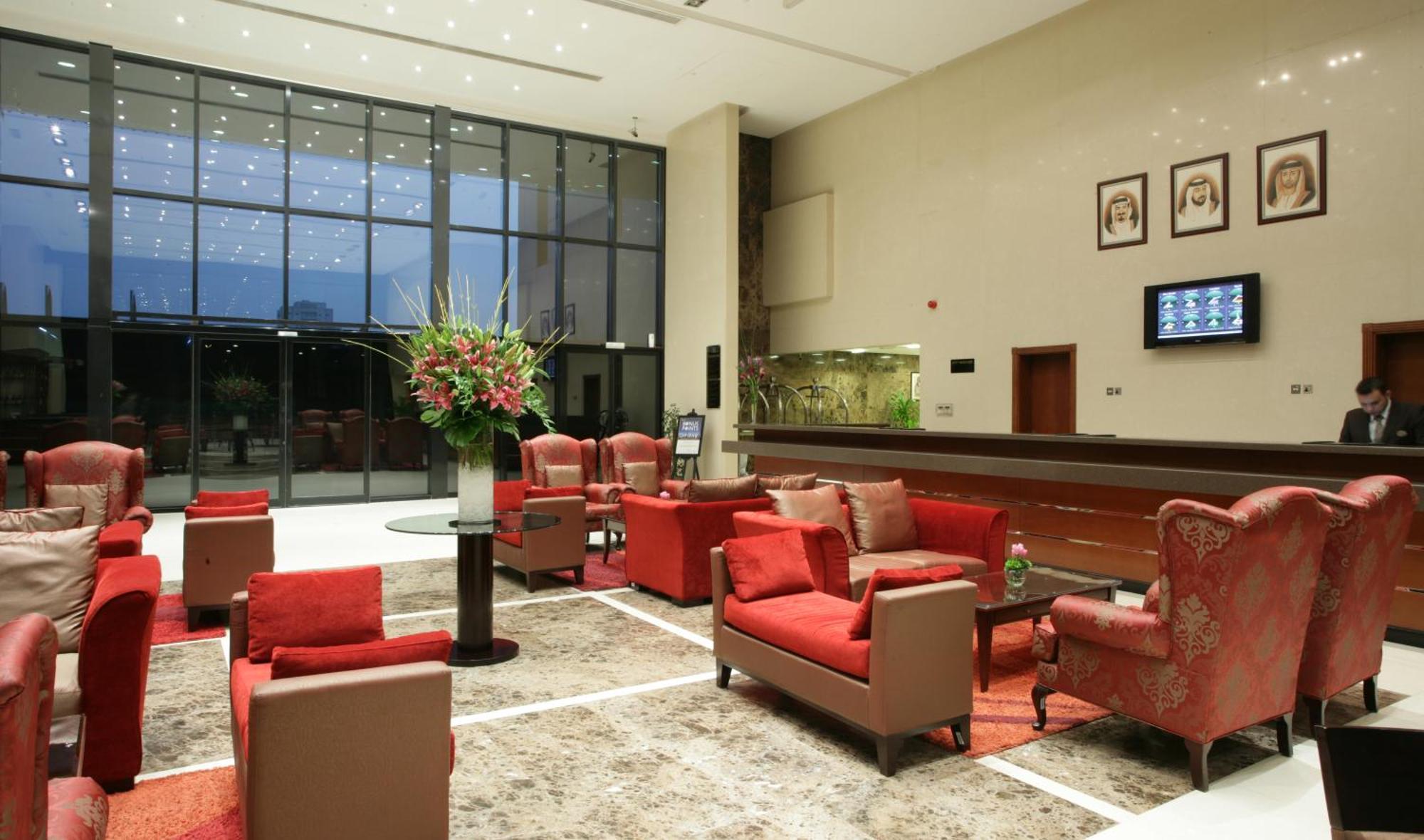 Ramada Hotel&Suites by Wyndham Ajman Bagian luar foto