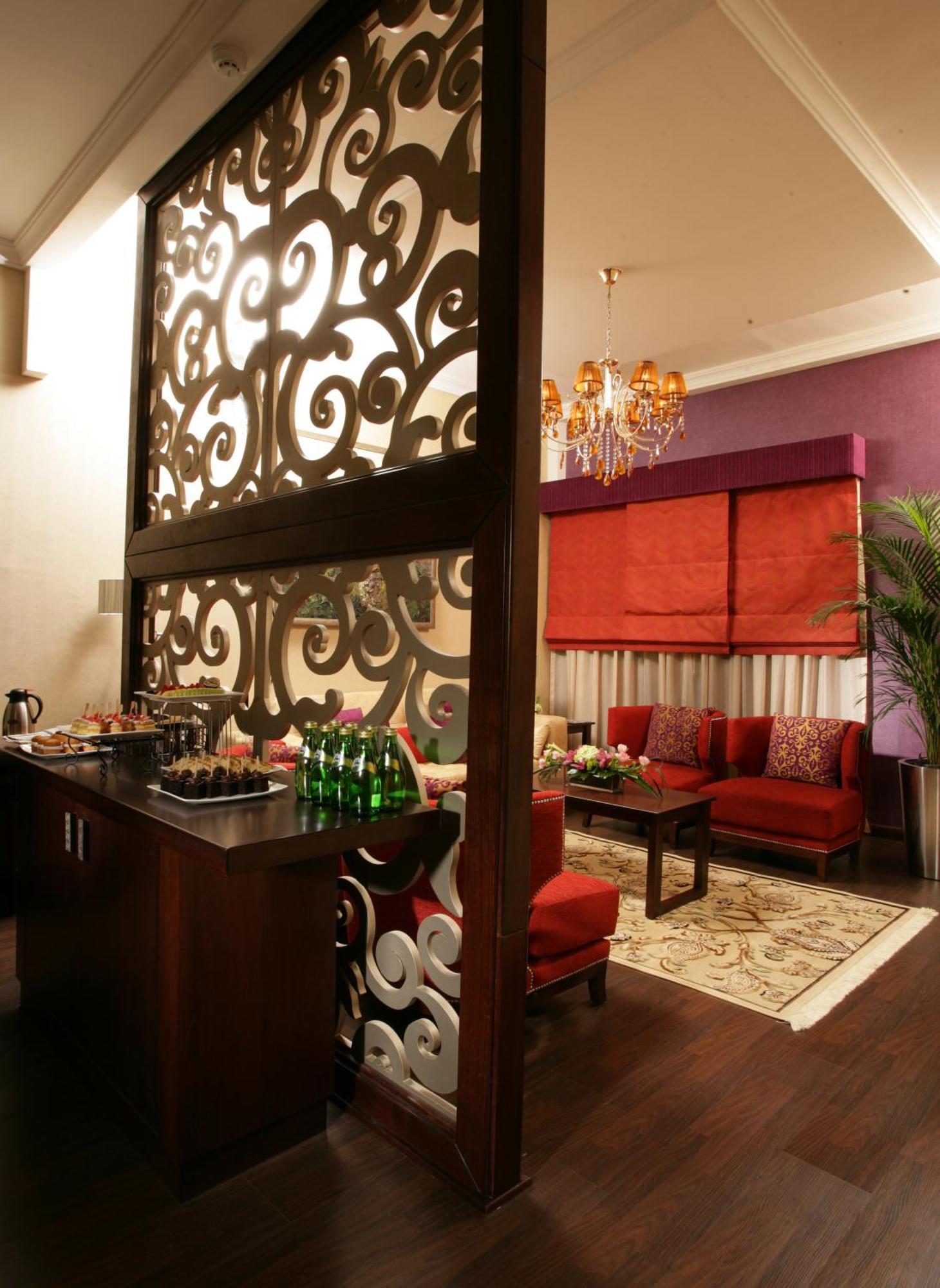 Ramada Hotel&Suites by Wyndham Ajman Bagian luar foto